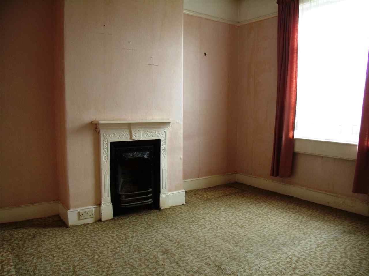 resized-2349823-bed 2.JPG